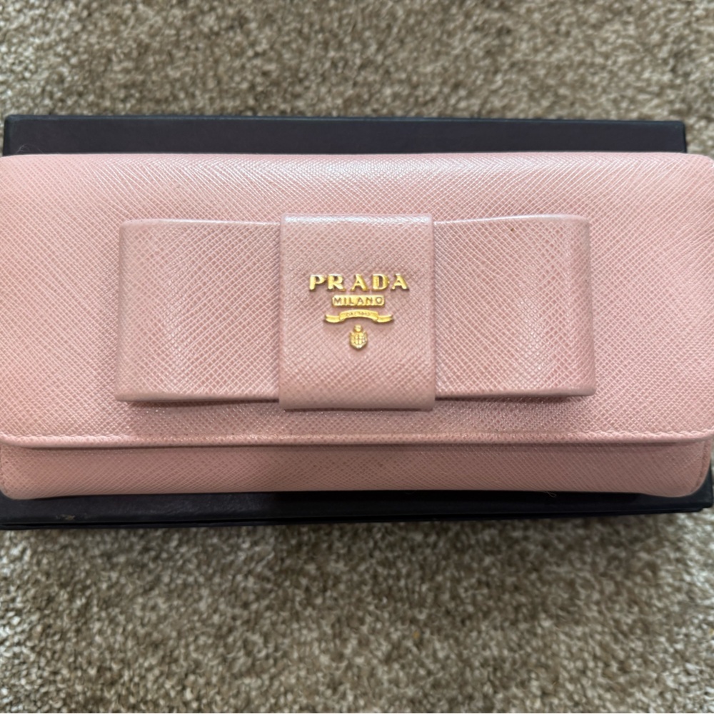 Prada Saffiono Blush Pink Bow Wallet
